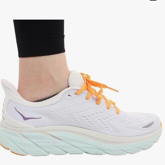 HOKA - Picture 11 of 11